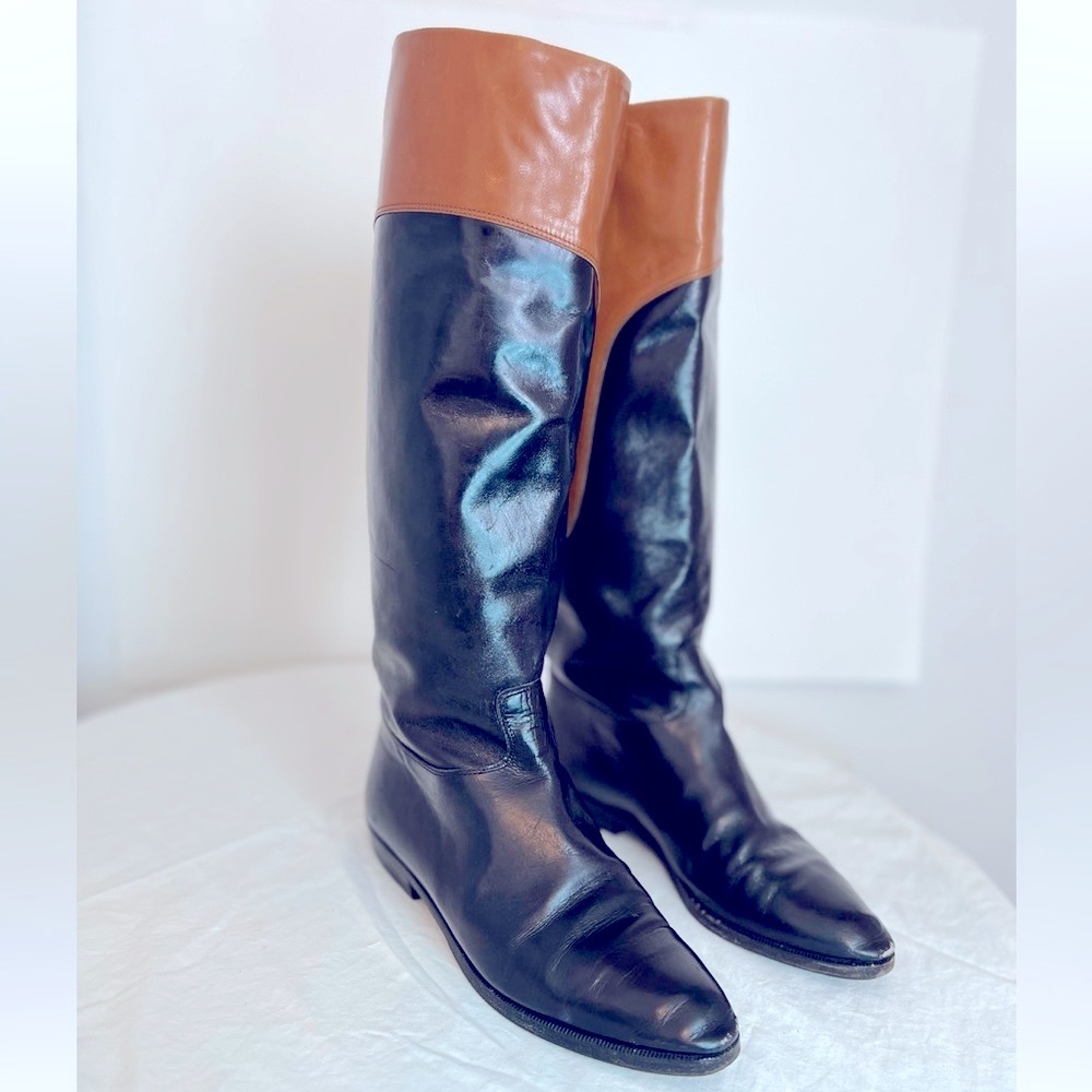 Gucci authentic vintage boots. Made in Italy. Leather.